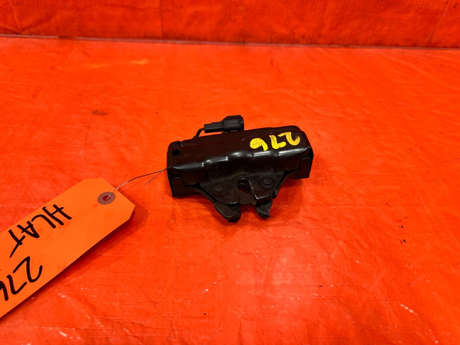 92 00 LEXUS SC300   HOOD LATCH LOCKING MECHANISM LOCK   OEM FACTORY #2766
