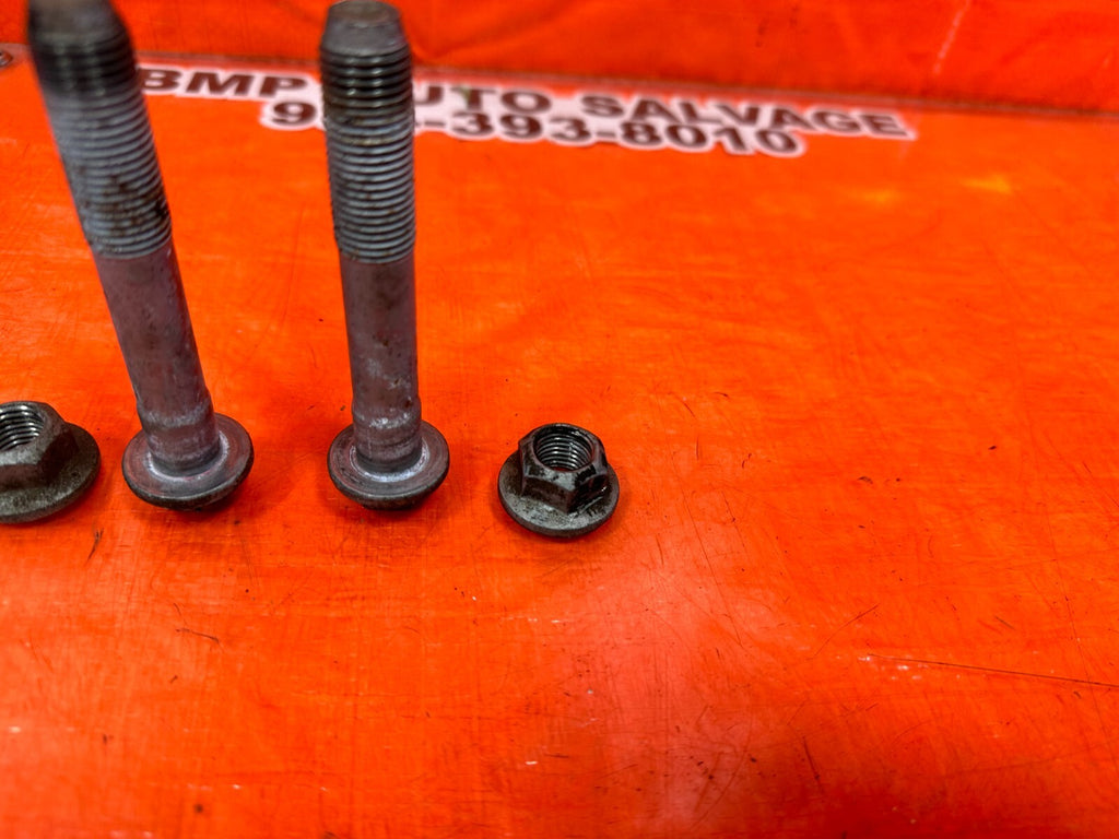 09 13 INFINITI  G37 SEDAN POWER STEERING RACK MOUNTING BOLTS HARDWARE   OEM 2481