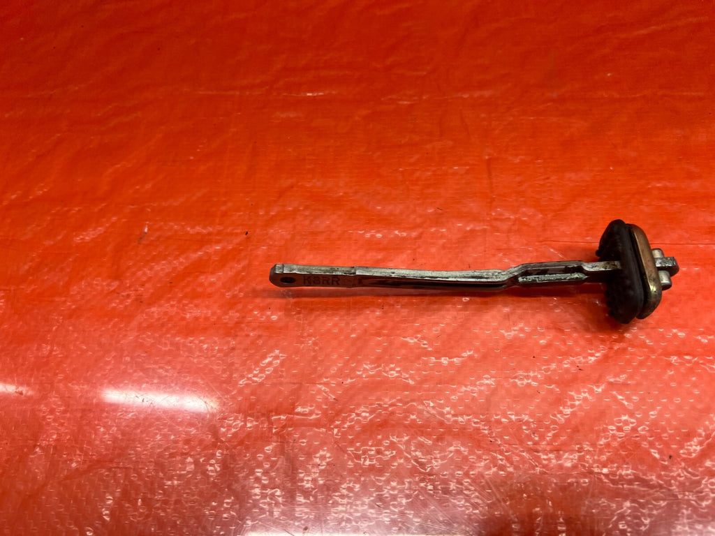 92 01 ACURA INTEGRA SEDAN LEFT / RIGHT REAR DOOR CHECKER HINGE ARM STOPPER 229 17