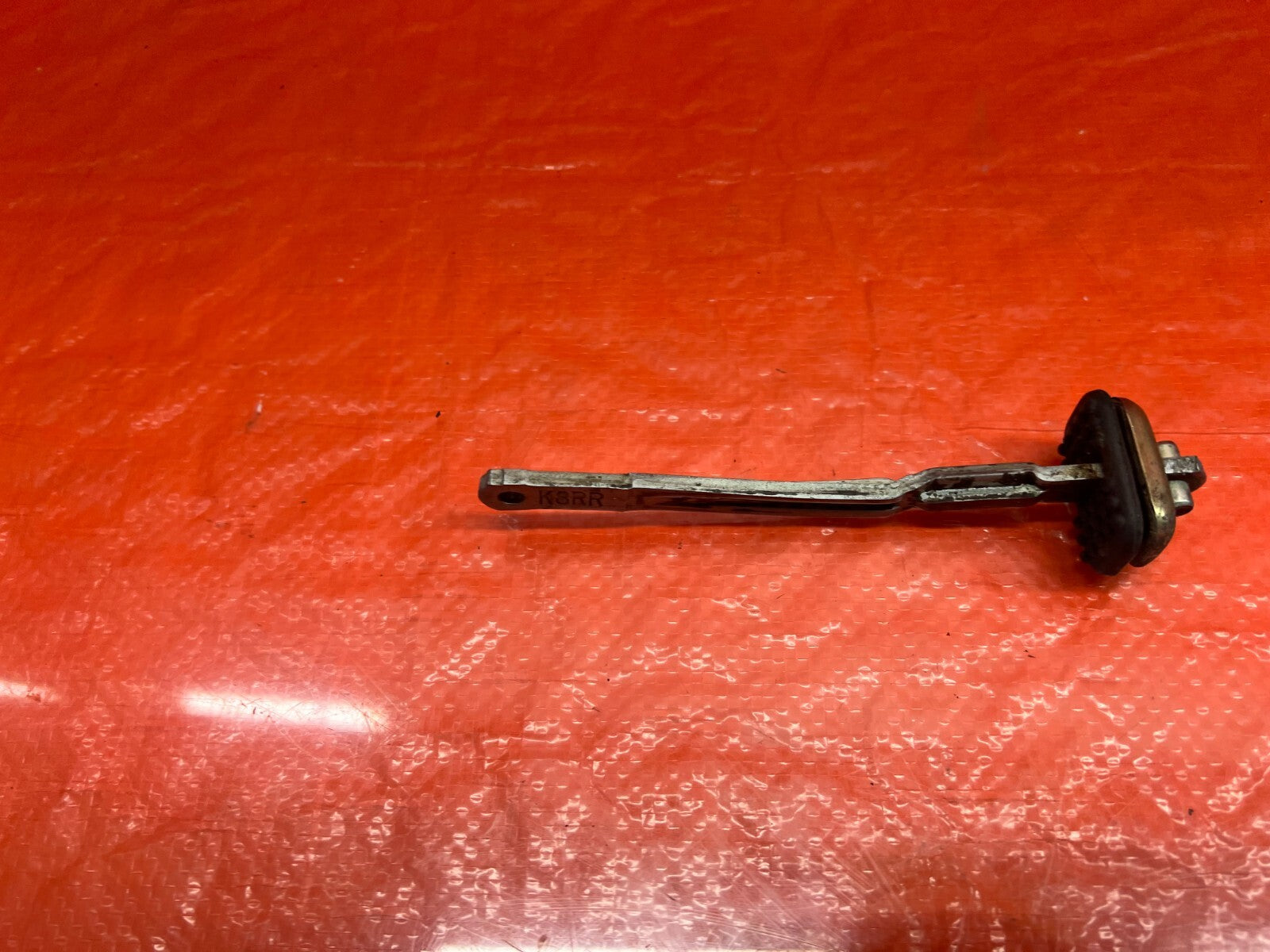 92 01 ACURA INTEGRA SEDAN LEFT / RIGHT REAR DOOR CHECKER HINGE ARM STOPPER 229 17