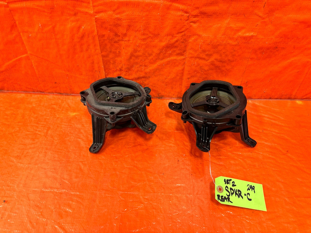 10 16 HYUNDAI GENESIS COUPE   REAR SPEAKER SET LEFT & RIGHT SPEAKERS   OEM 2990