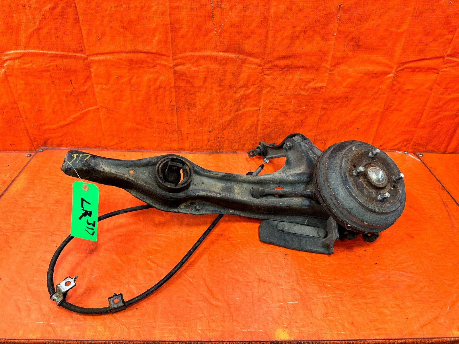 90 91 HONDA CIVIC HATCHBACK   DRIVER LEFT REAR TRAILING ARM LOWER ARM   OEM0