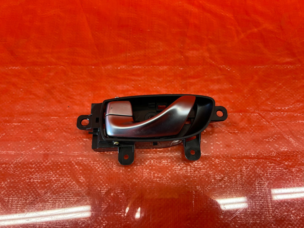 14 20 INFINITI Q50 Q70 / 17 20 Q60   DRIVER LEFT FRONT / REAR DOOR HANDLE   OEM 0
