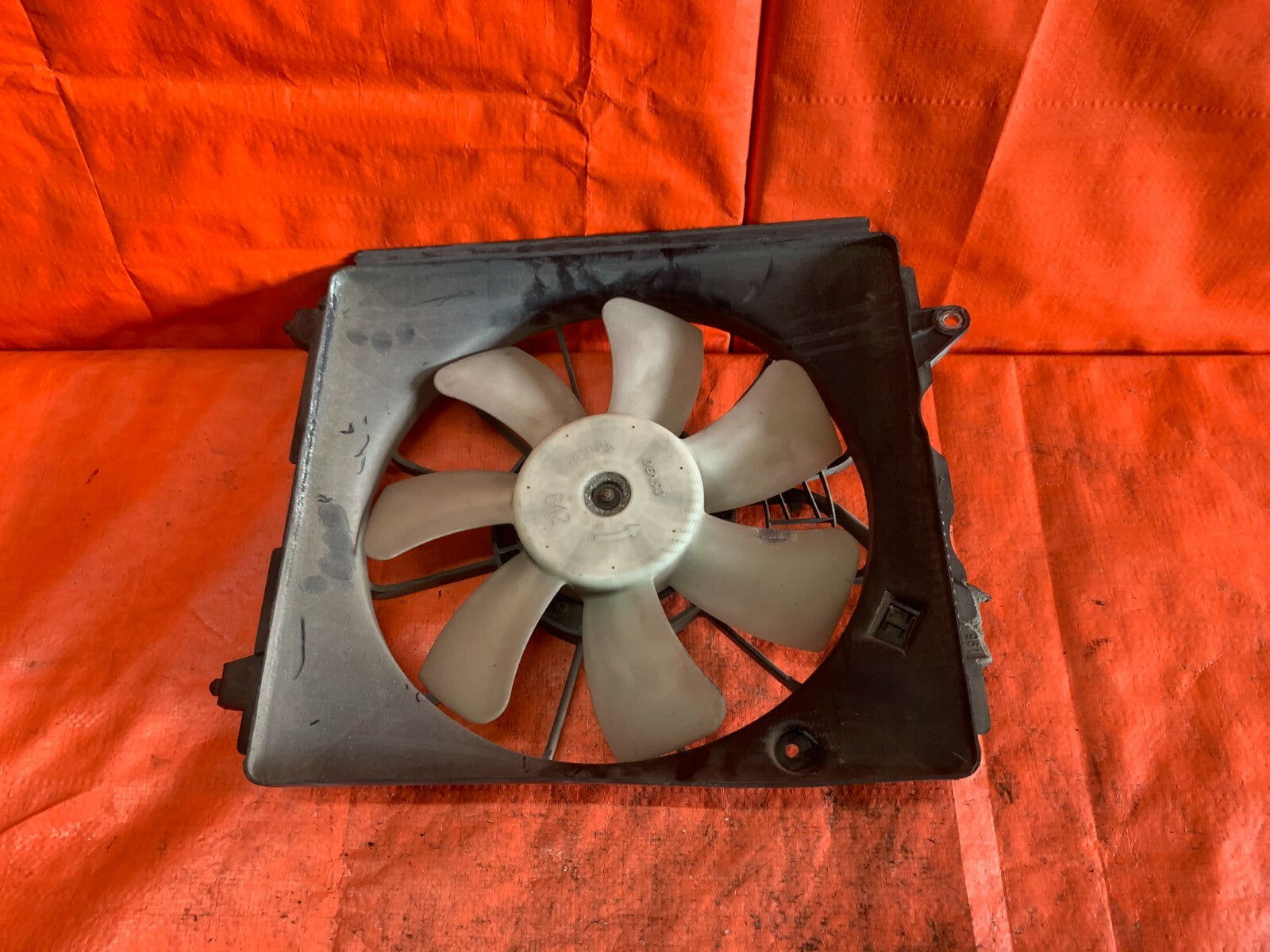 06 11  HONDA CIVIC SI COUPE   K20Z3 HVAC AIR CONDITIONING AC CONDENSER FAN OEM 8