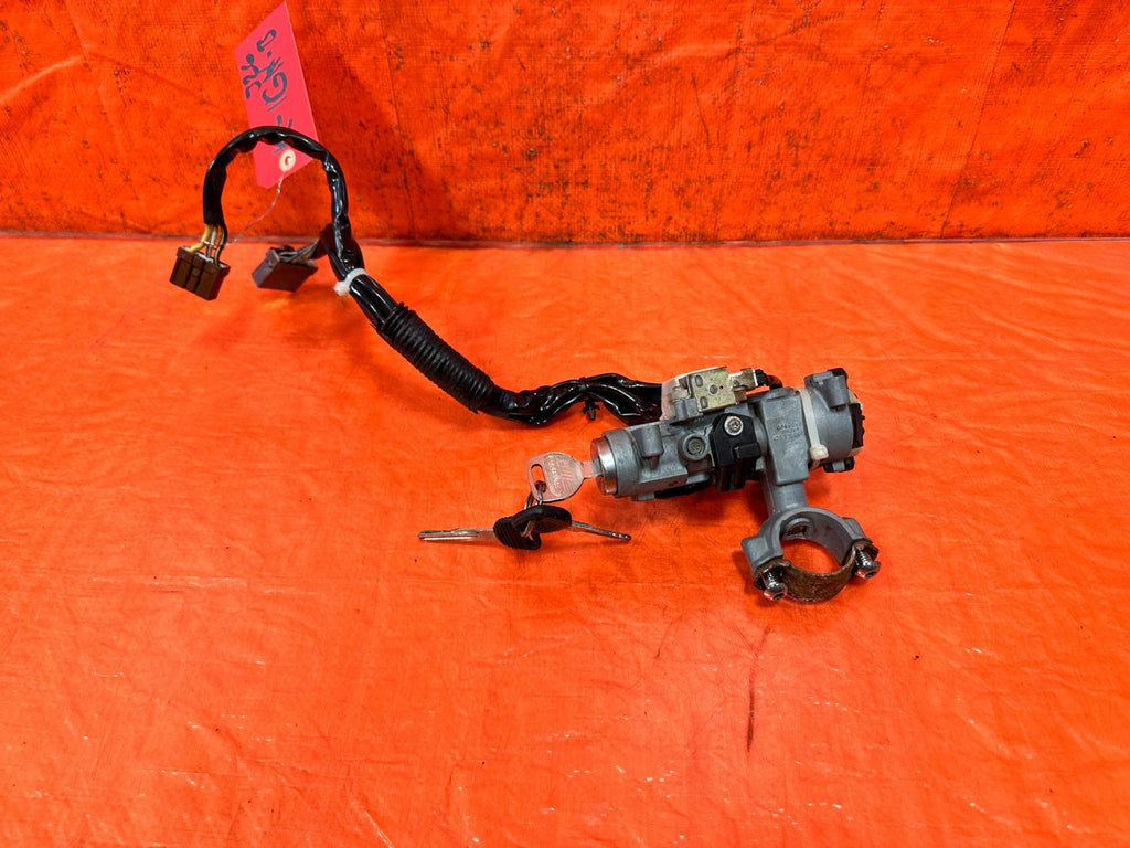92 95 HONDA CIVIC   5 SPEED MANUAL IGNITION SWITCH WITH HARNESS   OEM #3269