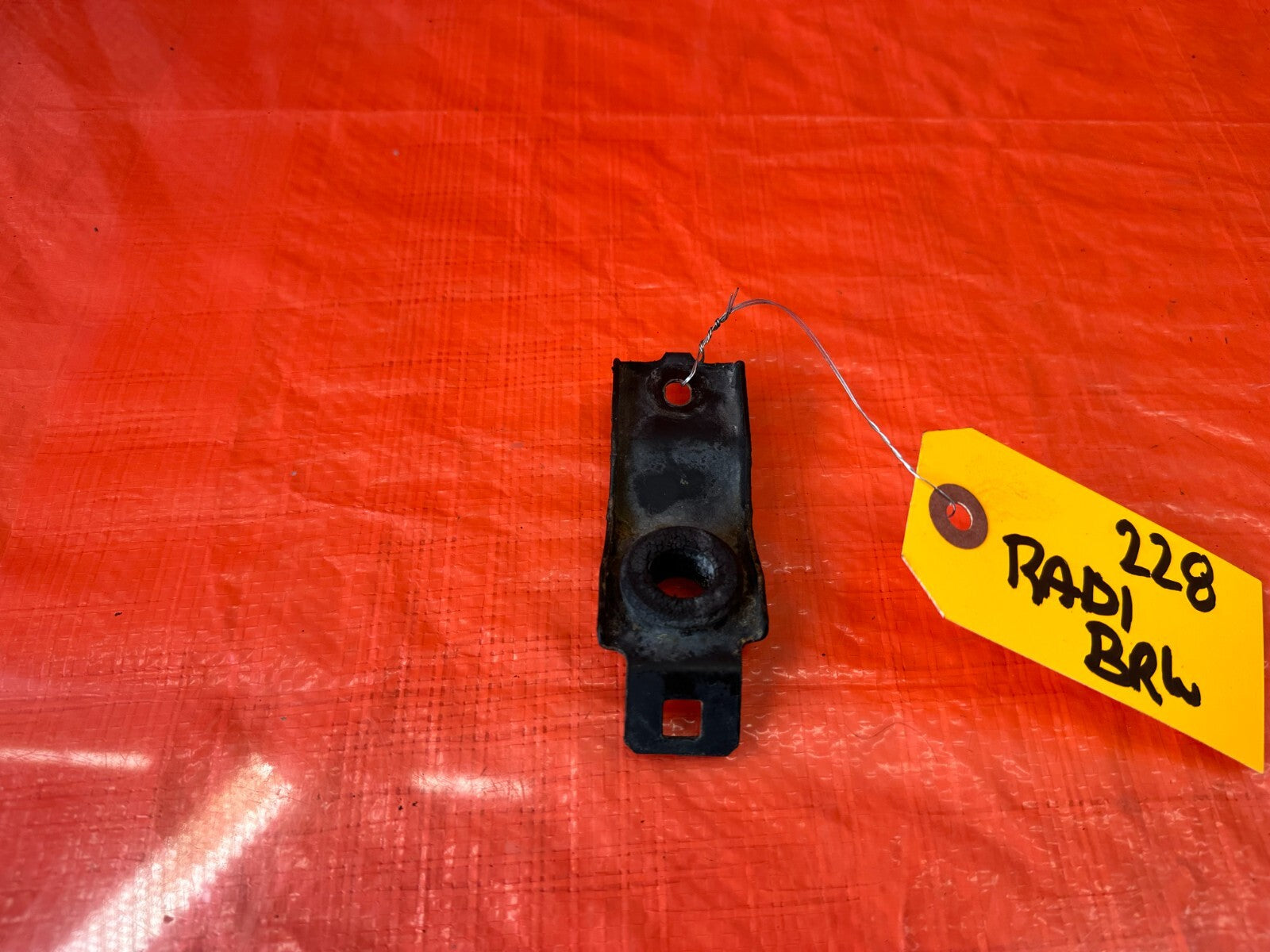 94 01 ACURA INTEGRA   RADIATOR MOUNTING BRACKET SET LEFT OR RIGHT   OEM #2281