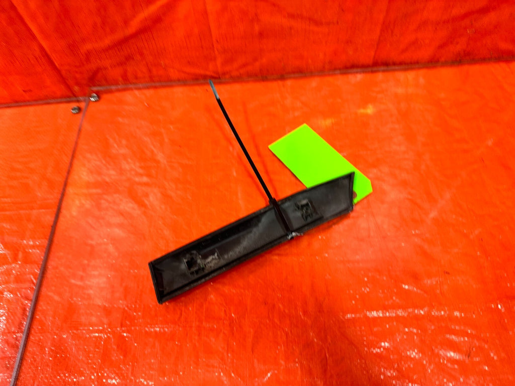 88 89 HONDA CRX PASSENGER RIGHT REAR QUARTER PANEL MOLDING   OEM FACTORY #2774