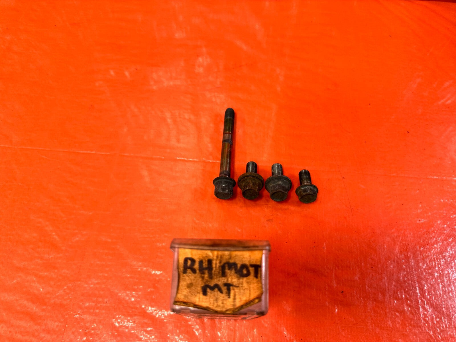 93 97 HONDA DEL SOL   PASSENGER RIGHT TRANSMISSION MOUNT BOLTS HARDWARE OEM 2940