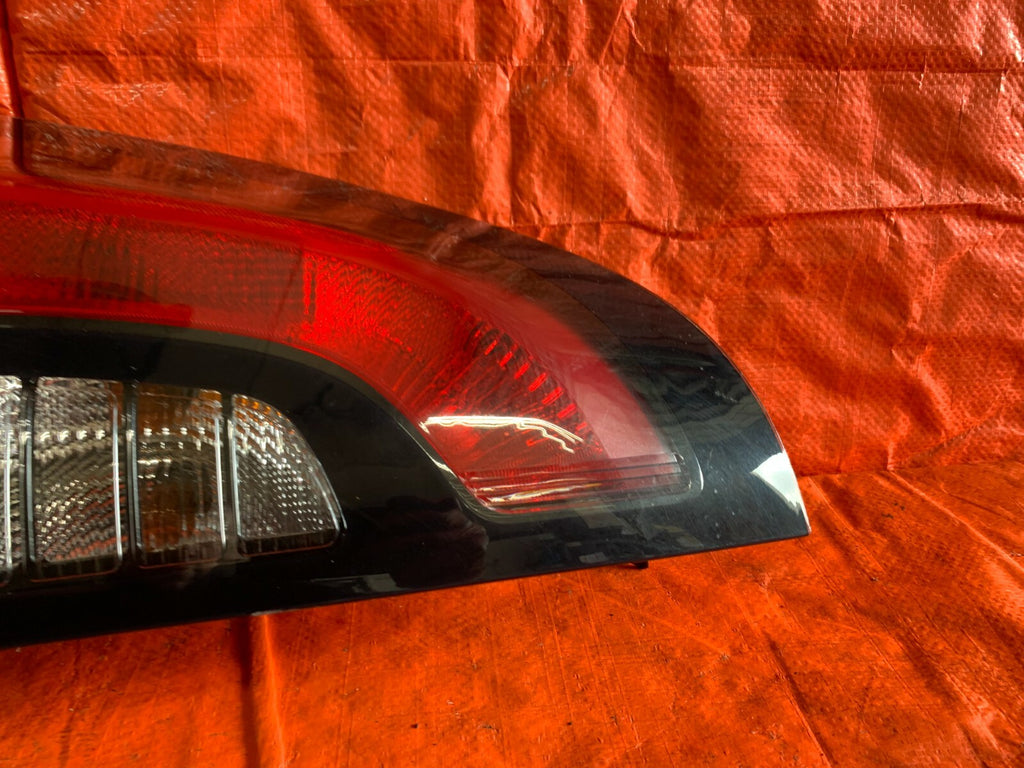 17 19 KIA SOUL 2.0L PLUS + MODEL   HALOGEN NON LED   DRIVER LEFT TAIL LIGHT OEM1