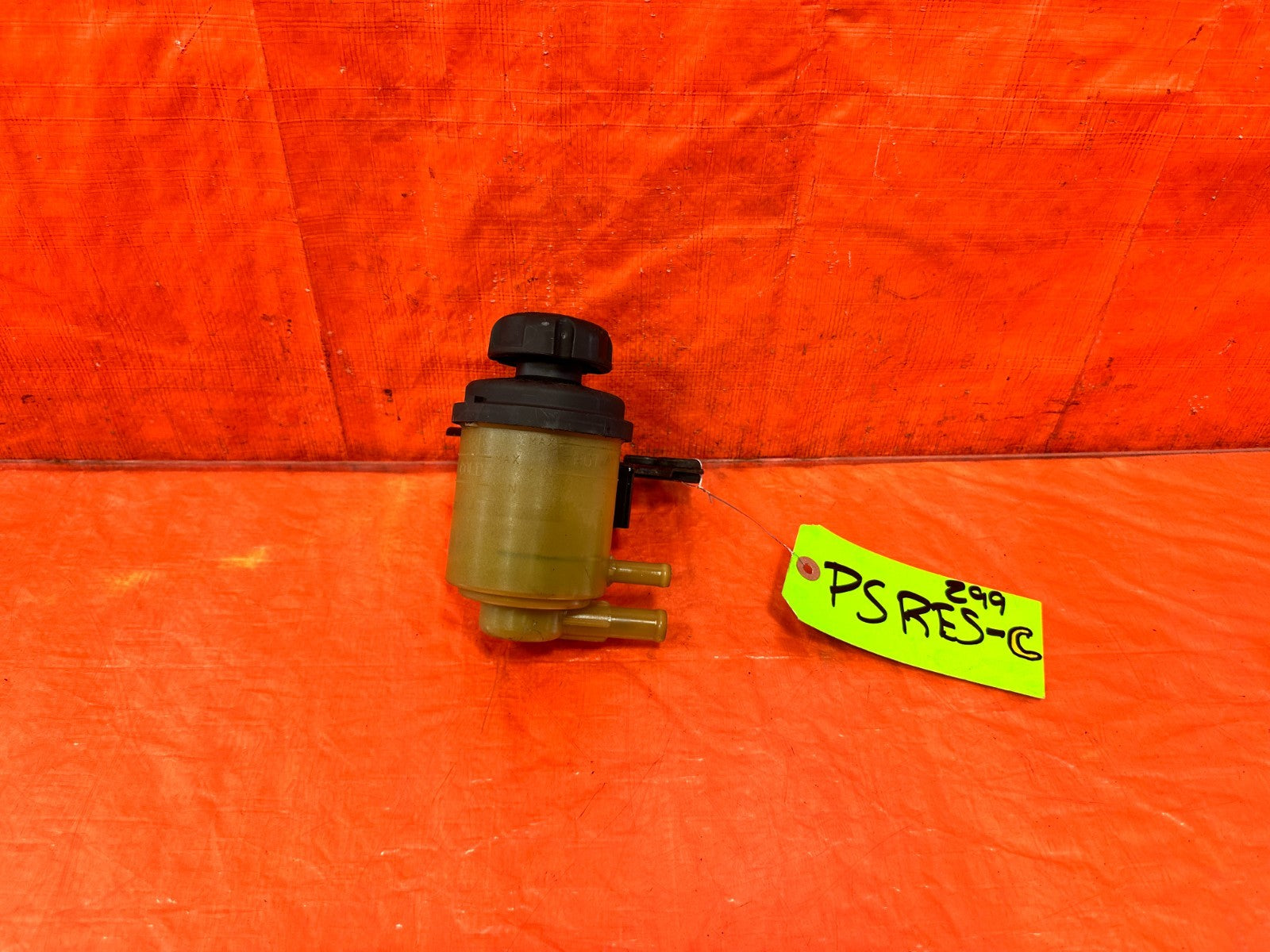 10 16 HYUNDAI GENESIS COUPE   POWER STEERING RESERVOIR TANK BOTTLE   OEM #2990