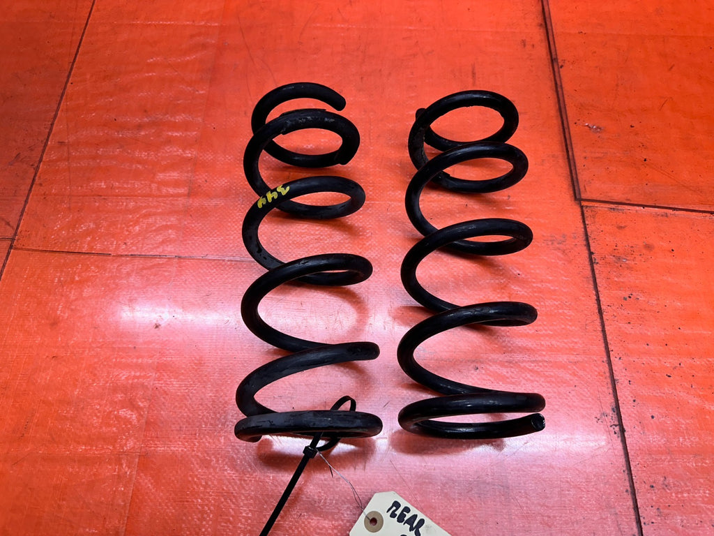 14-15 INFINITI Q50 3.7L FRONT SUSPENSION COIL SPRINGS LEFT RIGHT SET PAIR OEM 344