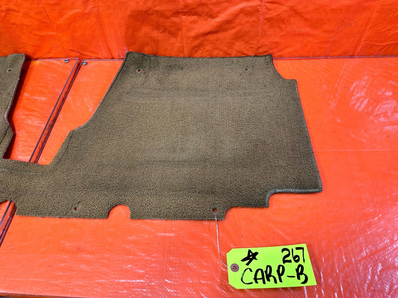 90 93 MAZDA MX 5 MIATA   REAR BULKHEAD PANEL CARPET   BROWN TAN COLOR   OEM 2674