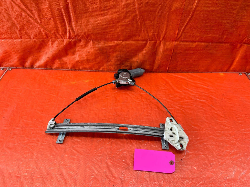 04 08 ACURA TL   PASSENGER RIGHT REAR   WINDOW REGULATOR W/ MOTOR   OEM 2347