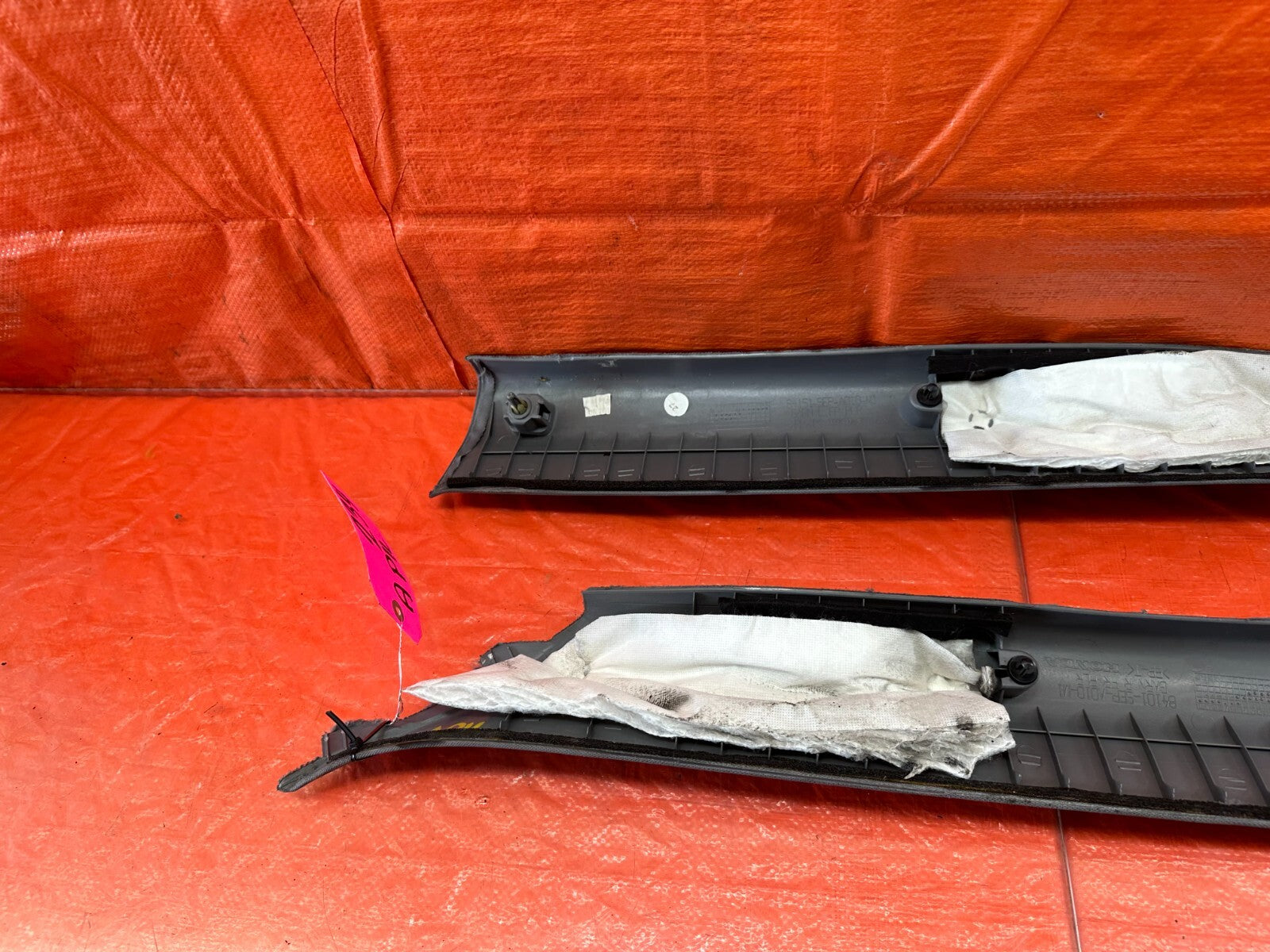 04 08 ACURA TL   LEFT AND RIGHT INTERIOR A PILLARS   MOONLAKE GRAY COLOR OEM 23411