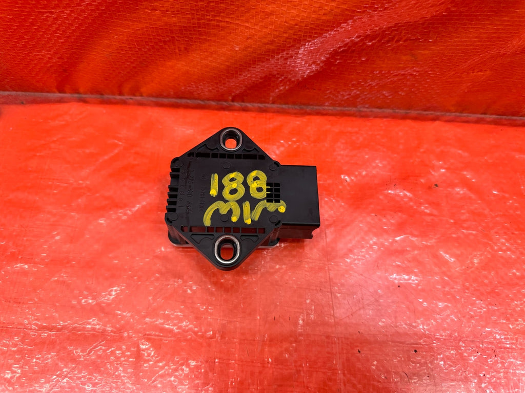 08 15 INFINITI G37 Q60   YAW RATE SENSOR   OEM #1884