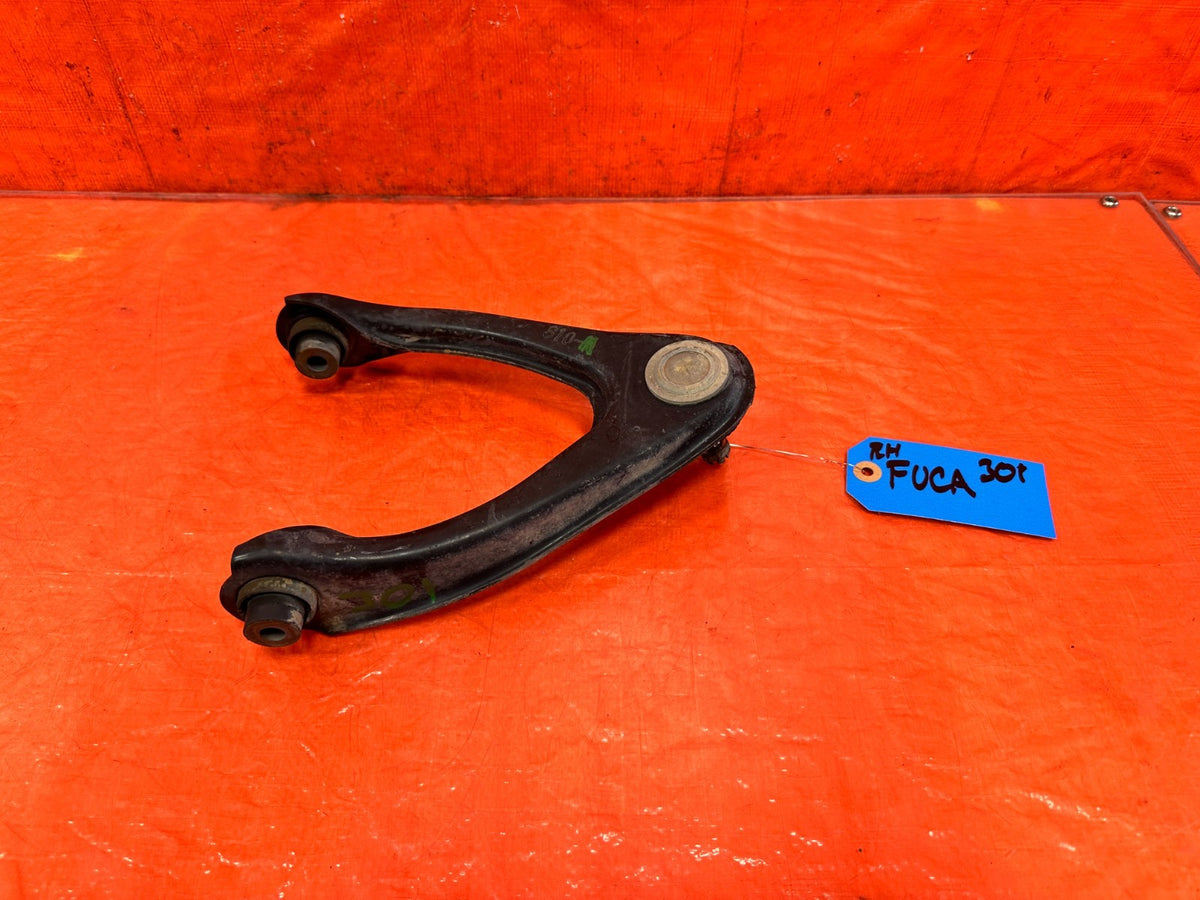 97-01 HONDA CR-V CRV - PASSENGER RIGHT FRONT UPPER CONTROL ARM - OEM #3010