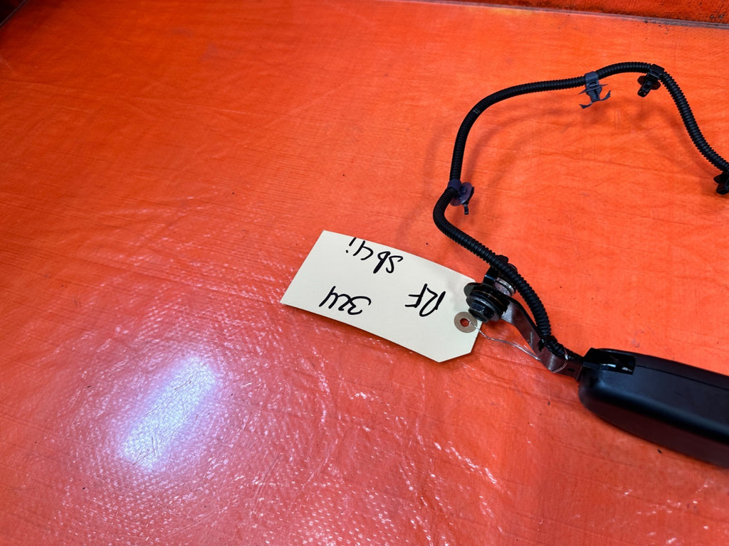 18 22 HONDA ACCORD   PASSENGER RIGHT FRONT SEAT BELT CLIP BUCKLE   OEM #3248