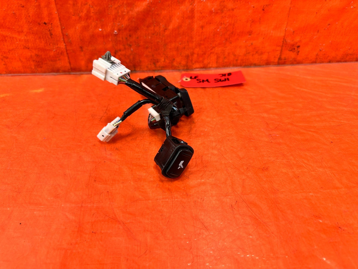 09-15 INFINITI G37 CONVERTIBLE - DRIVER LEFT SEAT SLIDER RECLINER SWITCH OEM 3103