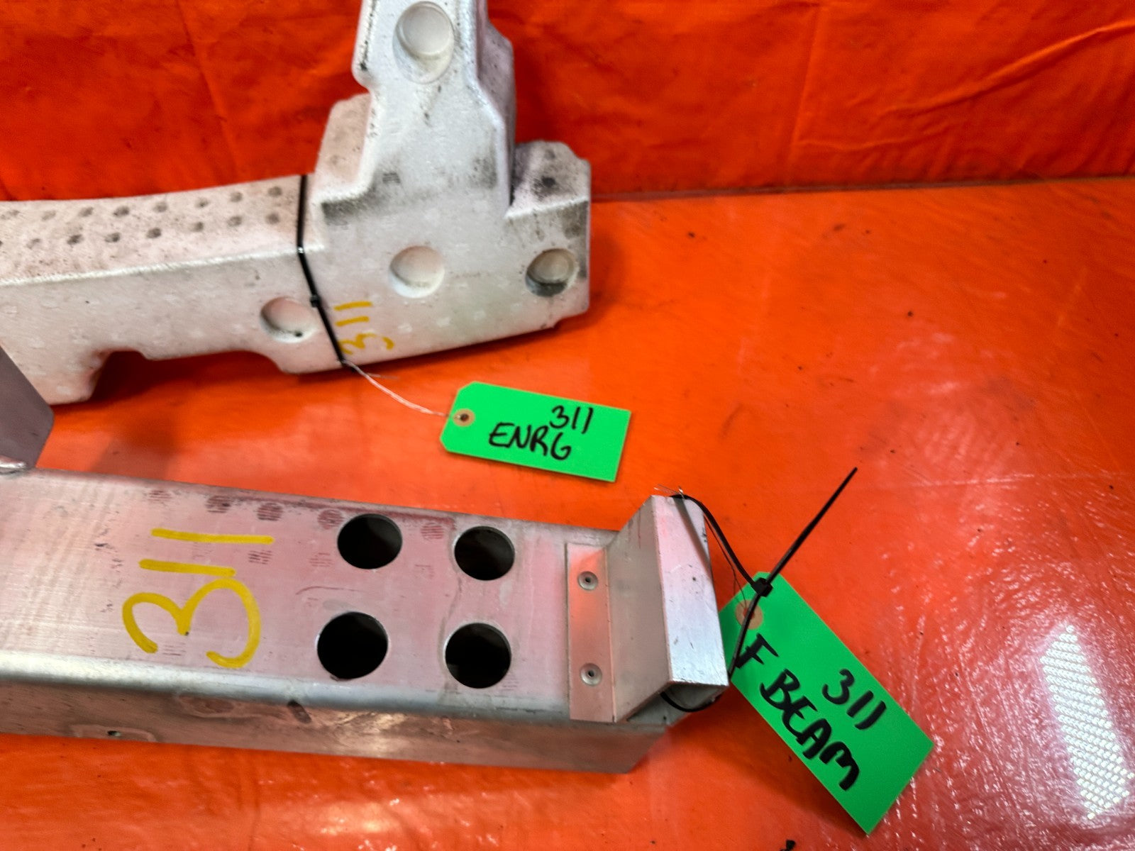 08 15 INFINITI G37 COUPE   FRONT CRASH BEAM REINFORCEMENT IMPACT RE BAR OEM  3112