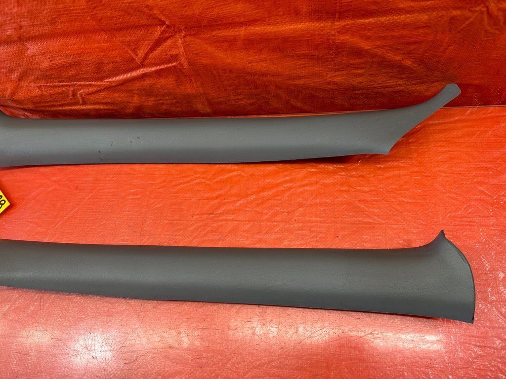 94 01 INTEGRA SEDAN A PILLAR TRIM SET   LEFT RIGHT A PILLARS   OEM FACTORY #2282