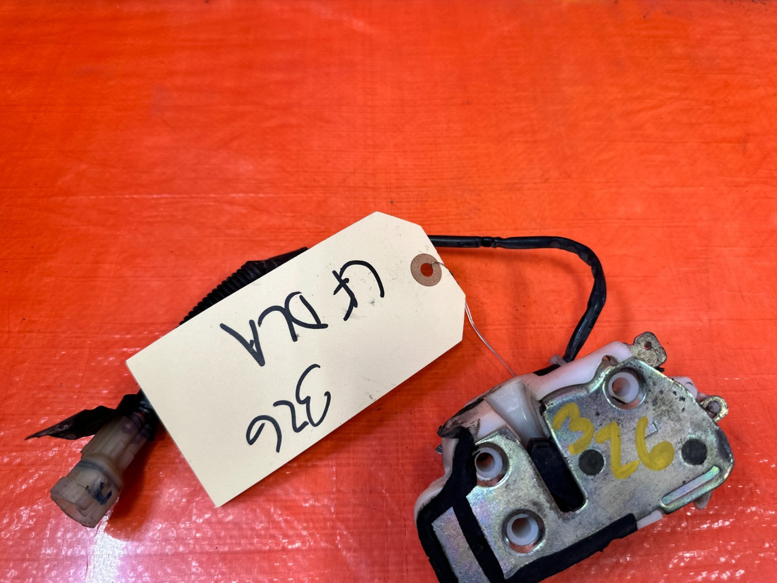 90 91 HONDA CIVIC HATCHBACK   DRIVER LEFT DOOR LOCK ACTUATOR LATCH OEM 3273