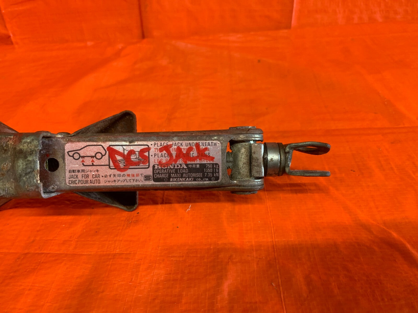 02 06 ACURA RSX TYPE S   SCISSOR JACK   ONLY THE SCISSOR JACK NO OTHER TOOLS  1