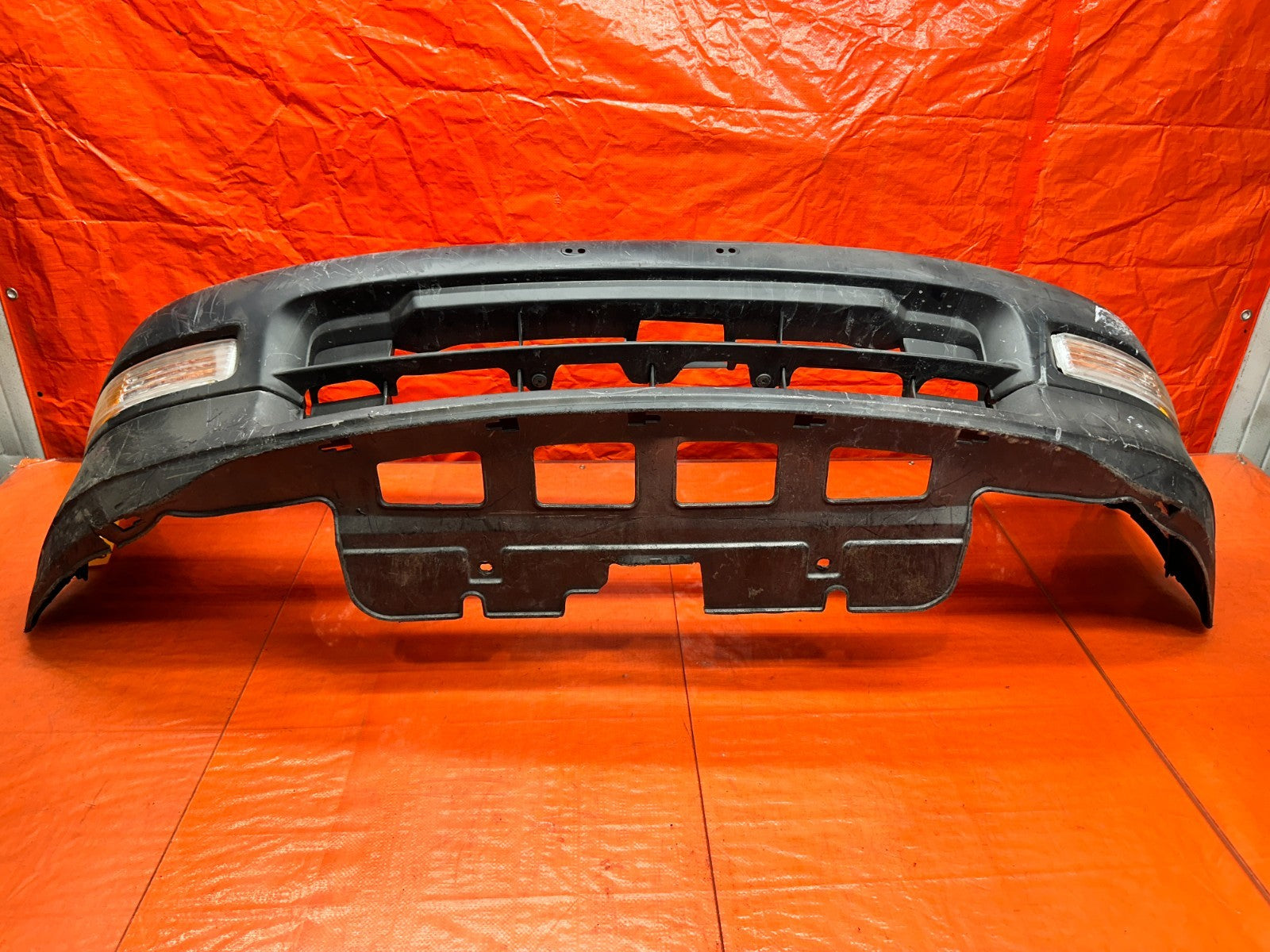 94 97 HONDA INTEGRA FRONT BUMPER COVER ASSEMBLY OEM FACTORY1
