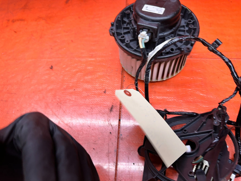 18 21 HONDA ACCORD 2.4L HEATER AC A/C BLOWER MOTOR WITH RESISTOR MODULE OEM #32415