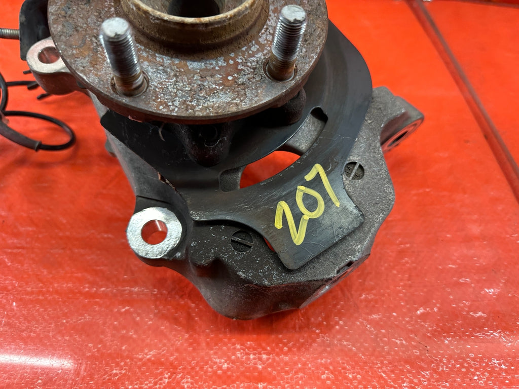08 12 INFINITI G37   DRIVER LEFT FRONT   RWD   SPINDLE KNUCKLE HUB   OEM #2075