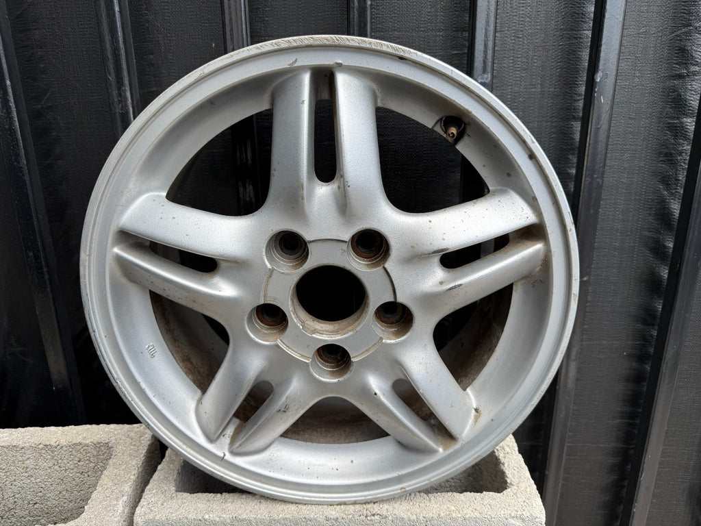 97 01 HONDA CR V CRV   FACTORY 5 SPOKE WHEEL RIM OEM FACTORY OE #302 30