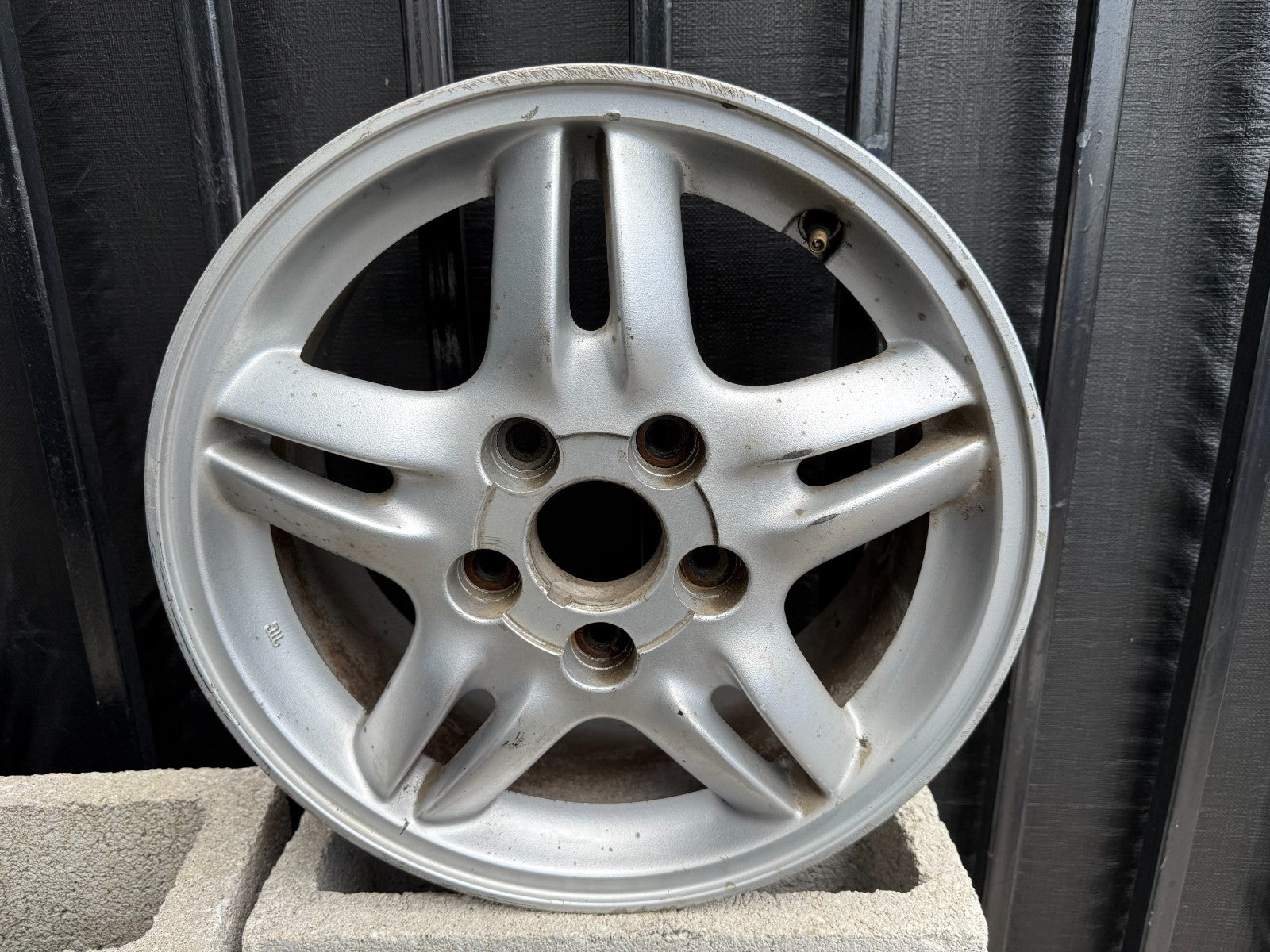 97 01 HONDA CR V CRV   FACTORY 5 SPOKE WHEEL RIM OEM FACTORY OE #302 30