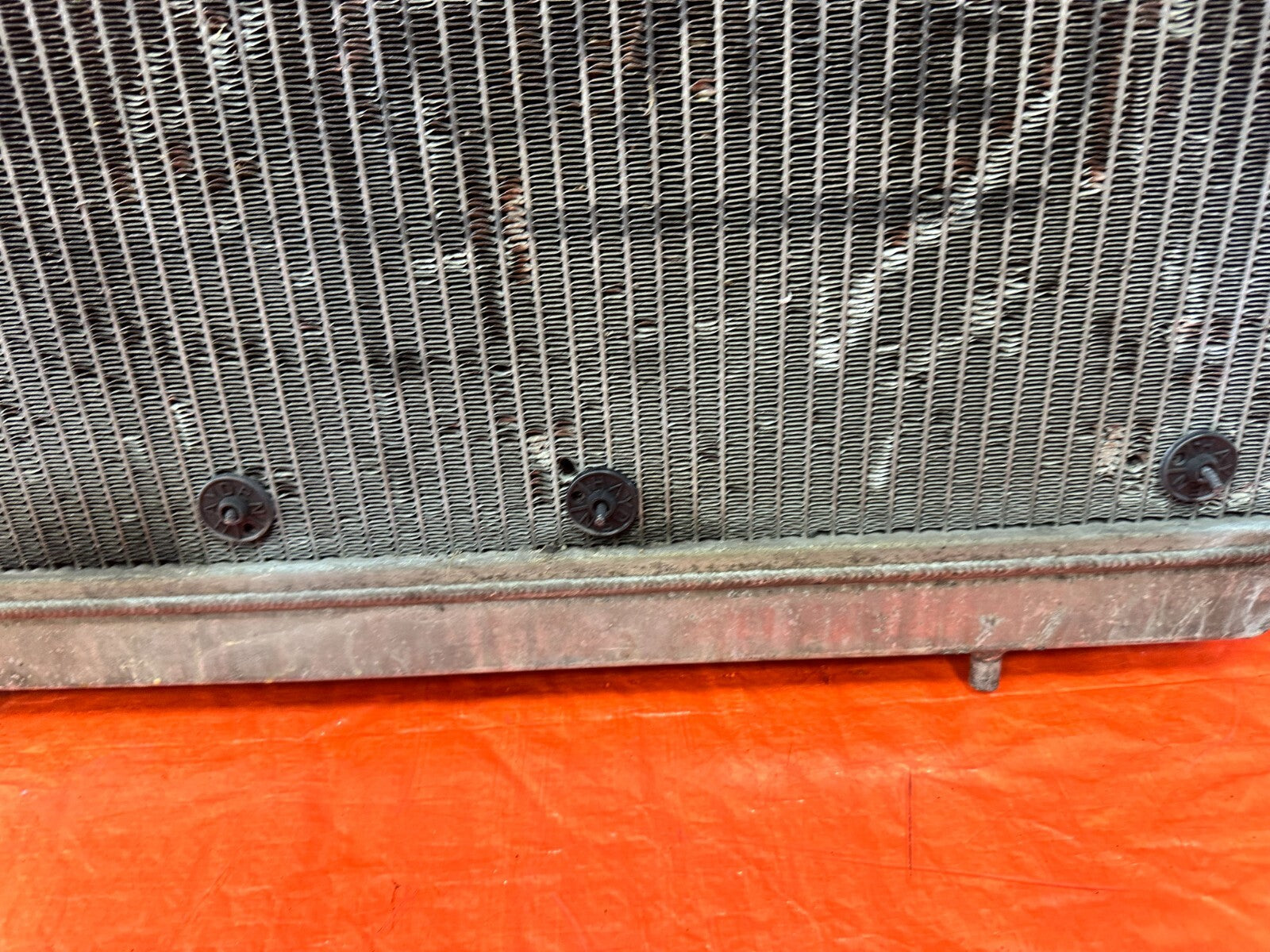 94 01 ACURA INTEGRA   ALUMINUM FLUIDYNE RADIATOR W/ SLIM COOLING FANS   #28510