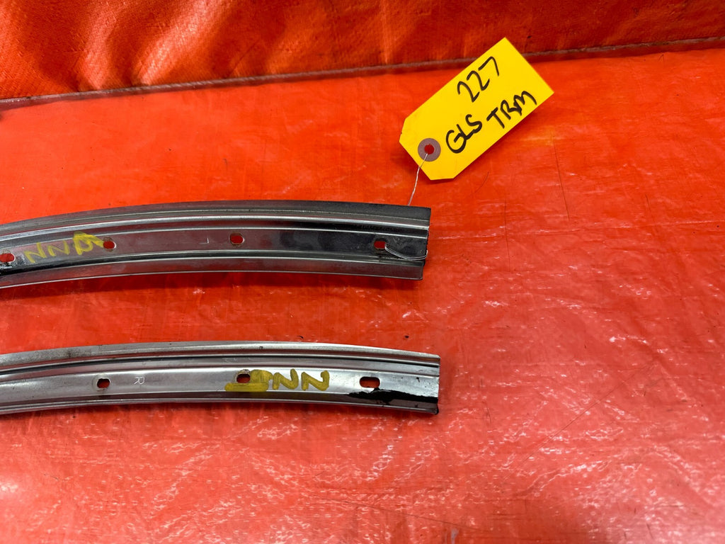 93 97 HONDA DEL SOL   REAR WINDSHIELD WEATHER STRIP BRACKETS   OEM FACTORY #2276
