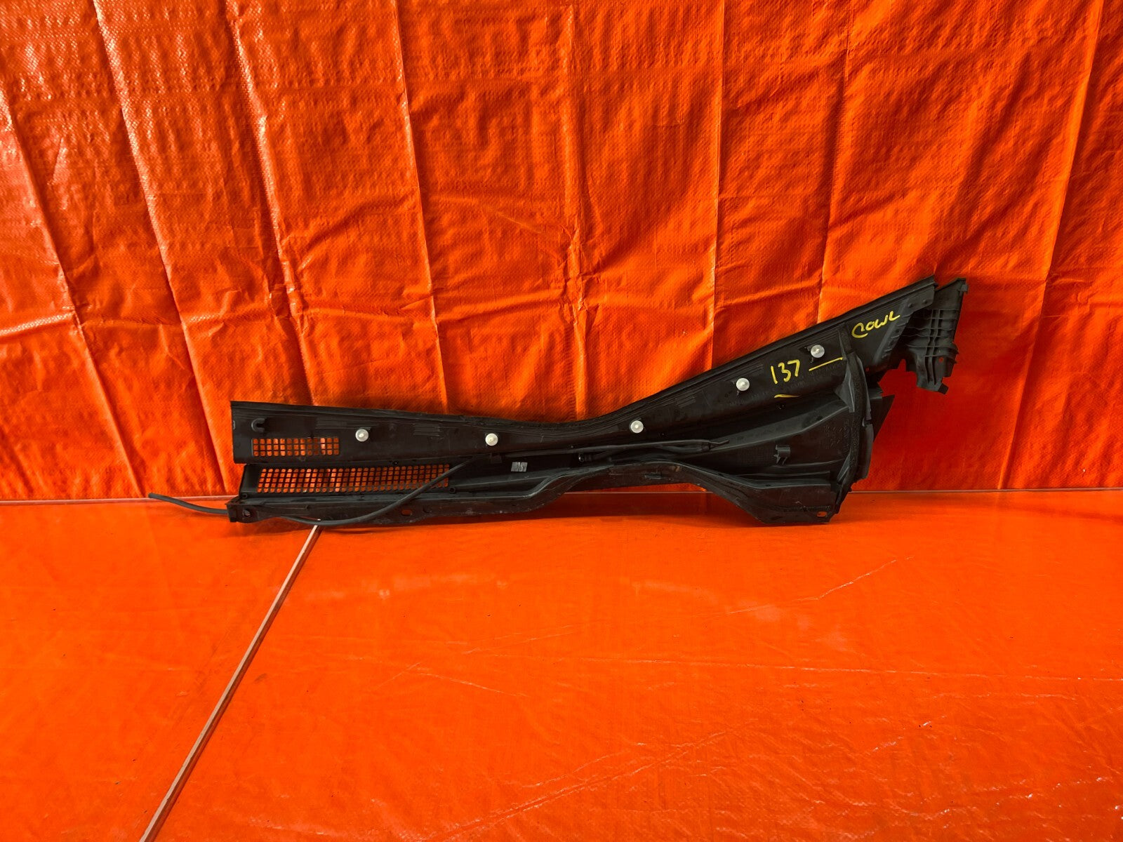 04 08 ACURA TL   WIPER COWL TRIM   PASSENGER RIGHT SIDE   OEM FACTORY #1379