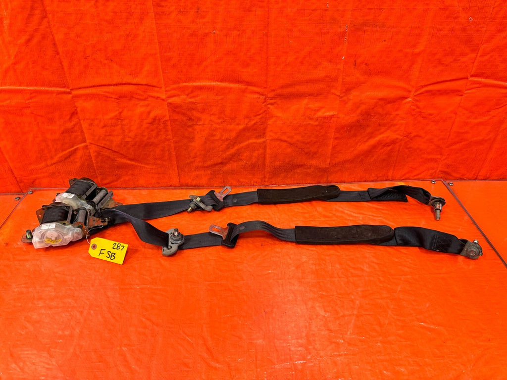 96 00 HONDA CIVIC HATCHBACK FRONT SEAT BELT SET LEFT & RIGHT SEAT BELTS OEM  2870
