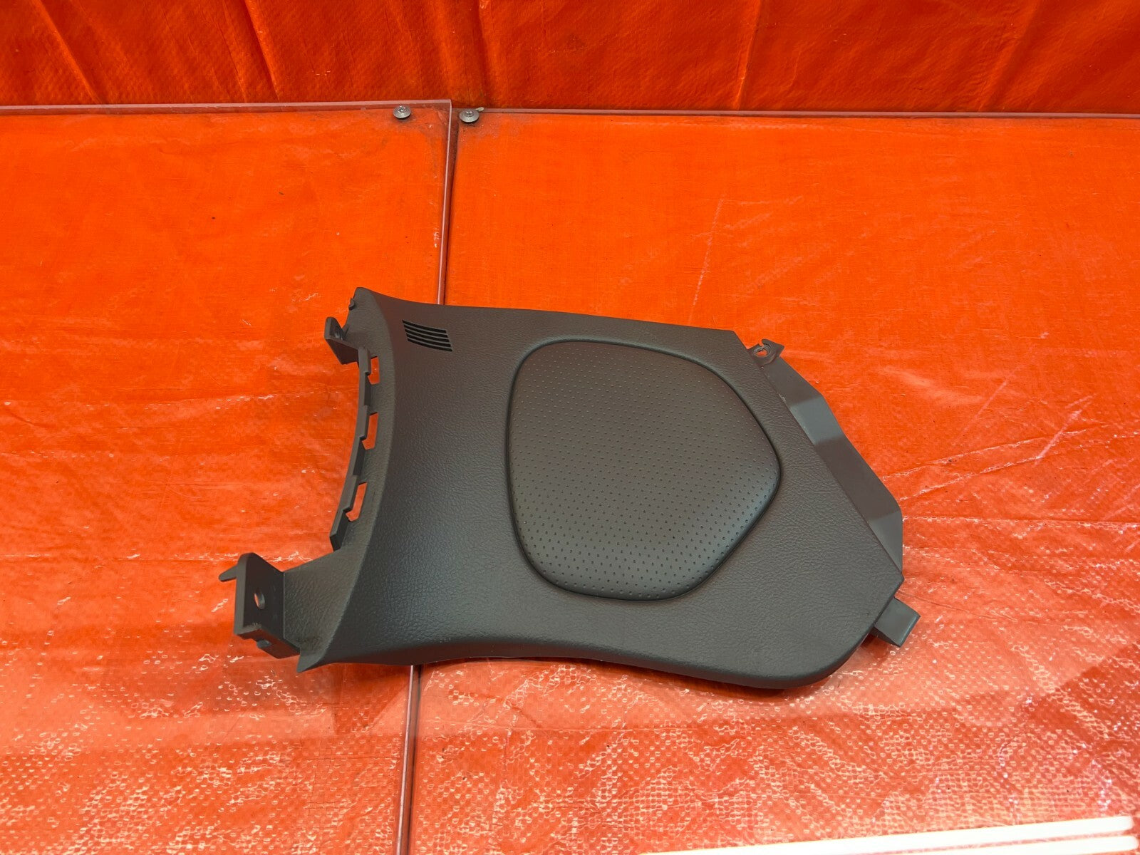 00 02 TOYOTA CELICA   CENTER CONSOLE COVER TRIM   DRIVER LEFT SIDE   OEM #1030