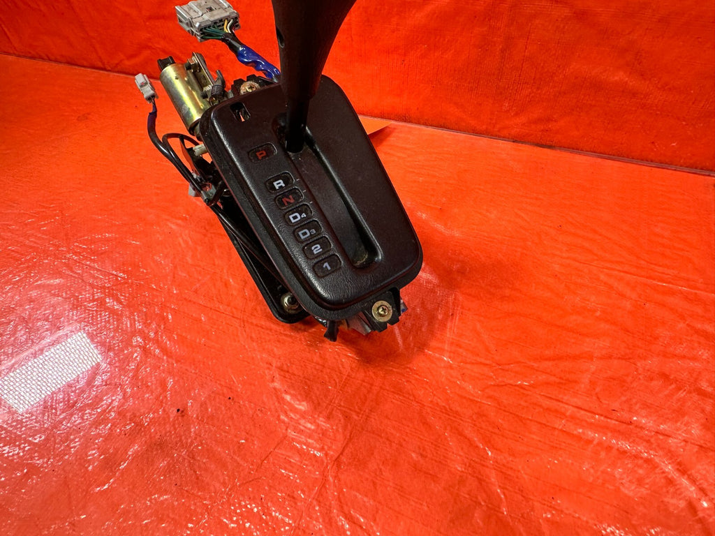 94 01 ACURA INTEGRA   AUTOMATIC MODEL   GEAR SHIFTER SELECTOR SELECT OEM #2683