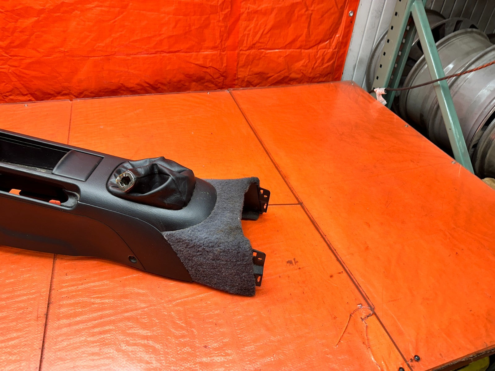 97 01 HONDA PRELUDE 2.2L MT MANUAL SHIFTER CENTER CONSOLE TRIM BEZEL OEM #33610