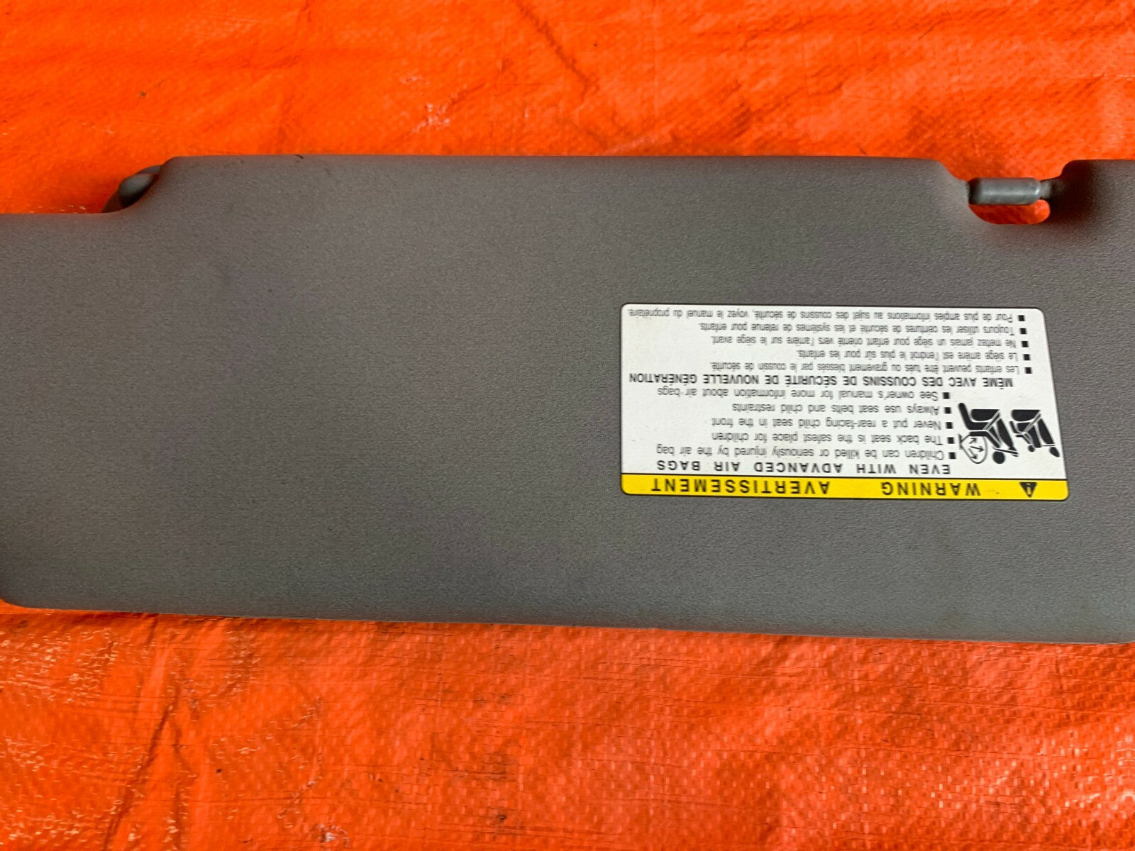 OEM 2005   2011 TOYOTA TACOMA PASSENGER RIGHT SUN VISOR BLOCKER GRAY COLOR3