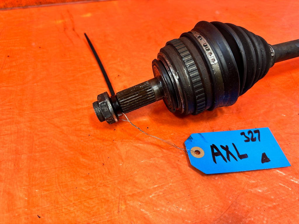 92 95 HONDA CIVIC   D15 D16 D SERIES   SOHC AXLES LEFT AND RIGHT   OEM #32716