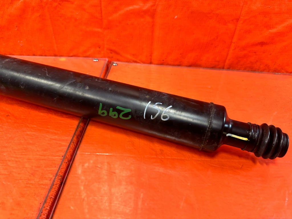 13 16 HYUNDAI GENESIS COUPE 3.8L AUTO ONLY   DRIVESHAFT PROPELLER SHAFT OEM #2992