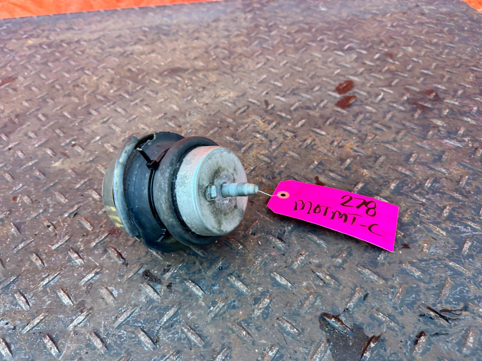 09 13 INFINITI   G37 2D COUPE   RWD   ENGINE MOTOR MOUNT LEFT OR RIGHT OEM #2785