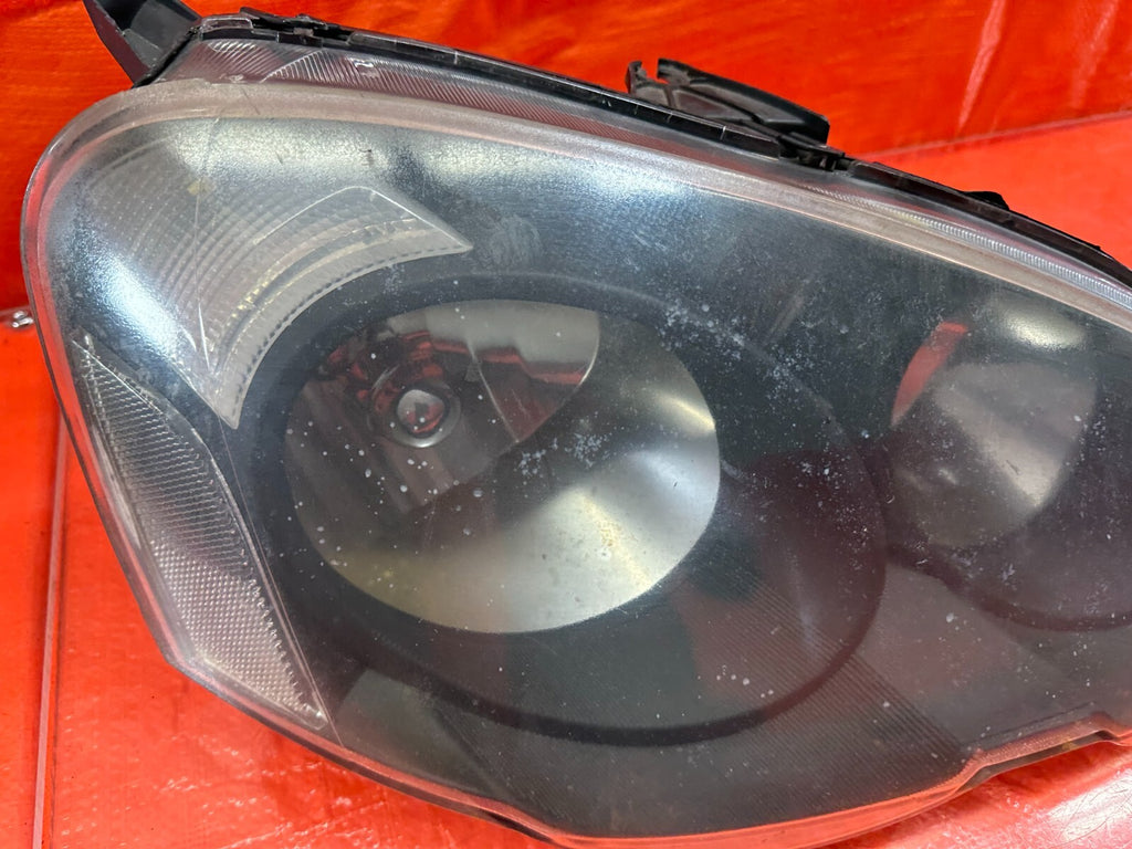 02 04 ACURA RSX   AFTERMARKET BRAND BLACK HOUSING HEADLIGHTS   LEFT & RIGHT #18311