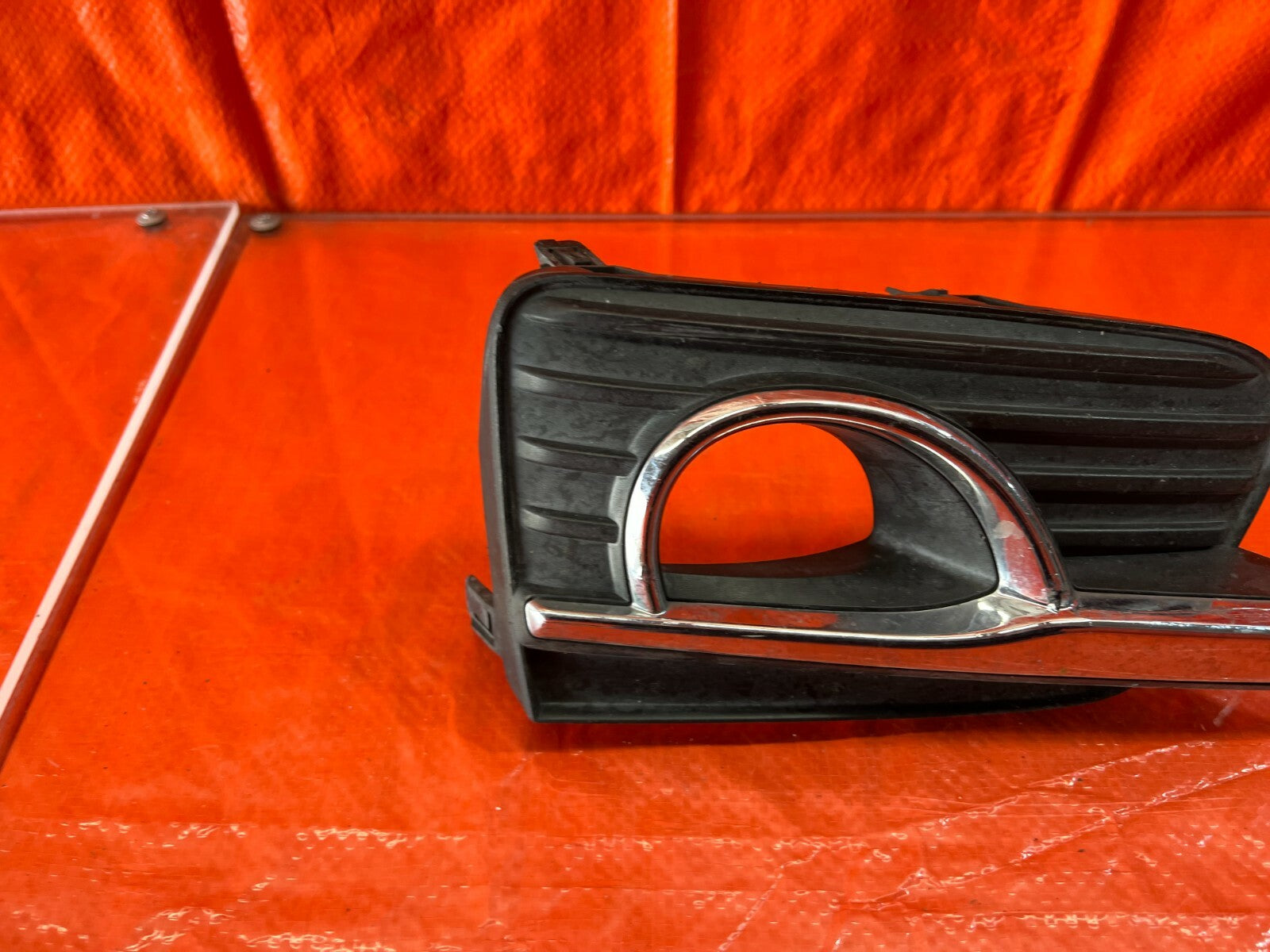 14 17 INFINITI Q50 NON SPORT FOG LIGHT LAMP BEZEL TRIM PLASTIC DRIVER LEFT OEM 7