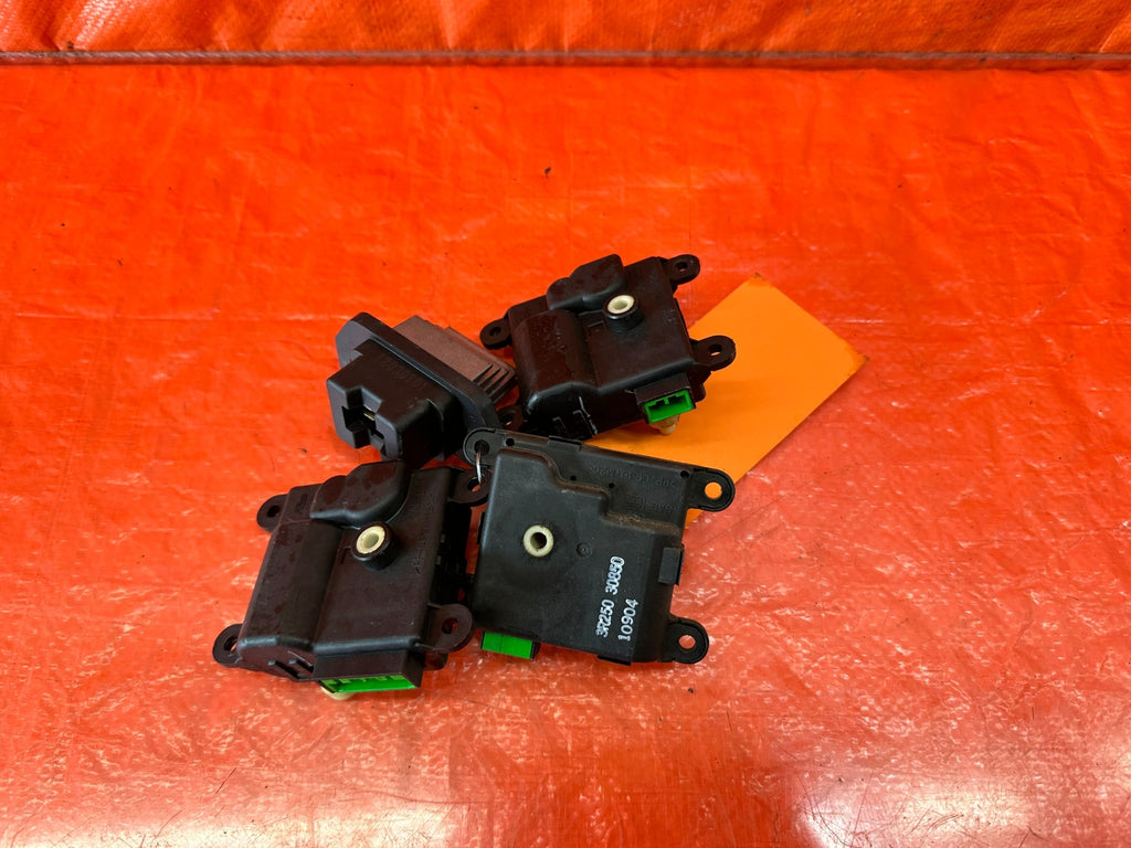 02 06 ACURA RSX   BLOWER RESISTOR MODULE W/ ADDITIONAL COMPONENTS   OEM #2129