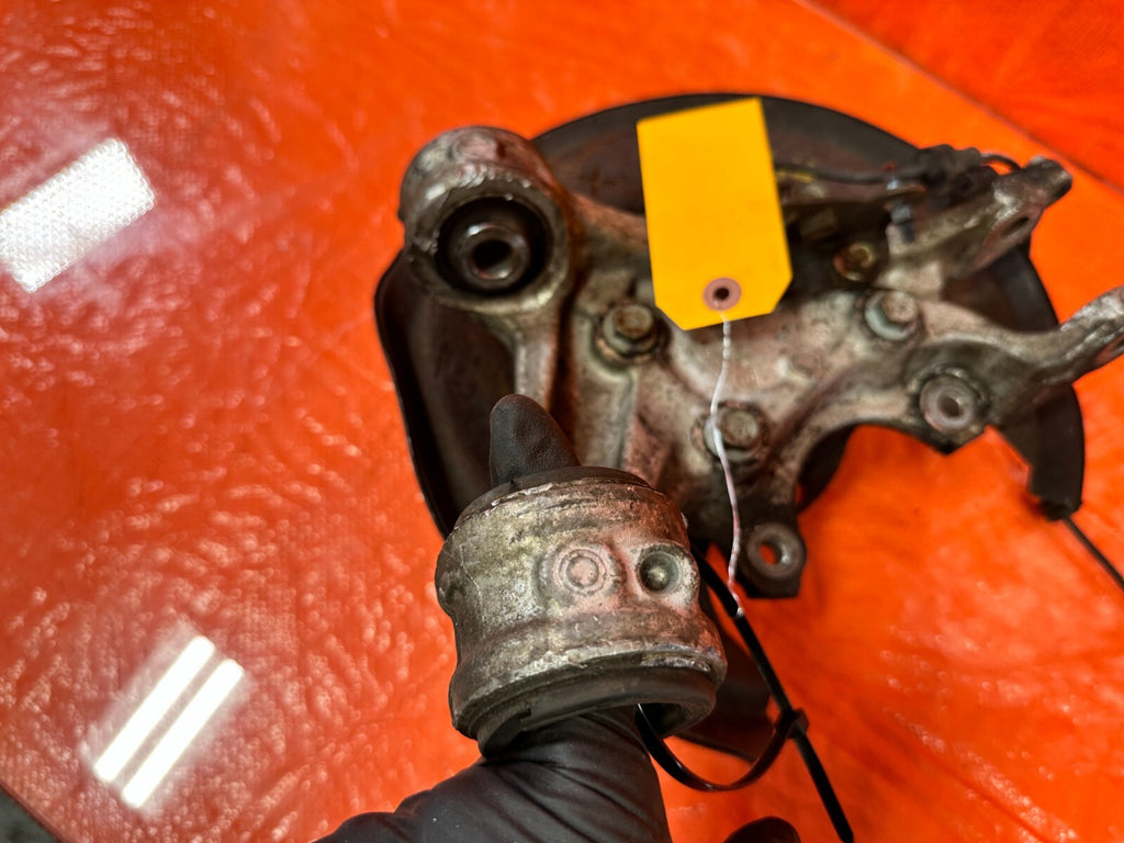 06 11 HONDA CIVIC SI   PASSENGER RIGHT REAR   SPINDLE KNUCKLE HUB   OEM #26410