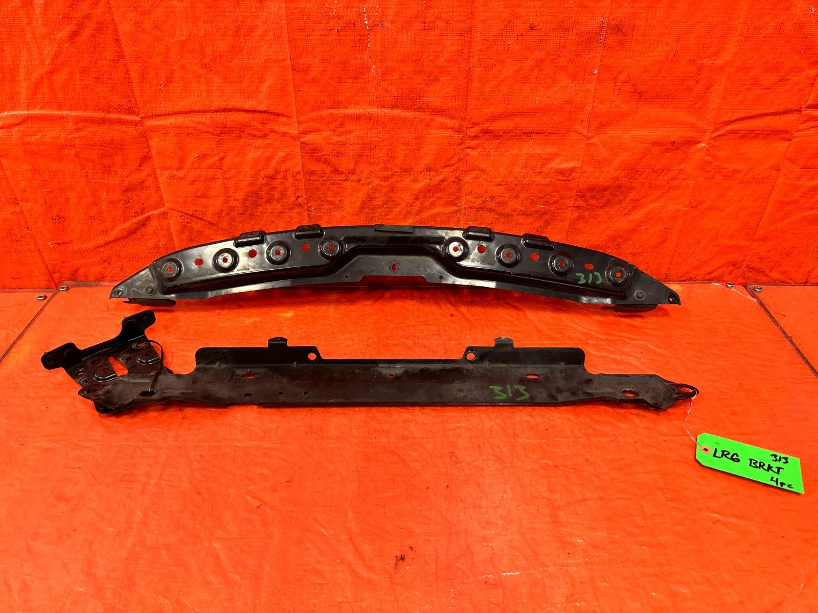 14 20 INFINITI Q50   FRONT RADIATOR SUPPORT UPPER RETAINER BRACKET   OEM #3130