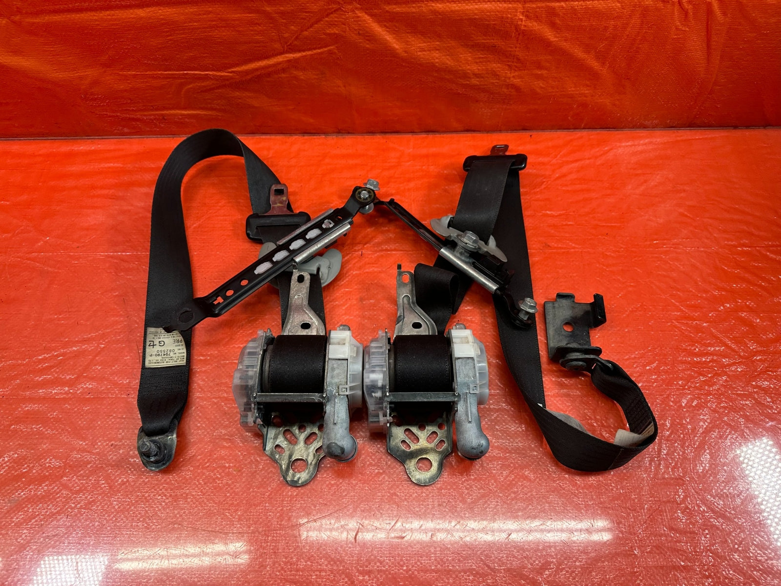 08 09 LANCER EVOLUTION X EVO 10   LEFT & RIGHT FRONT SEAT BELTS   OEM OE #2144