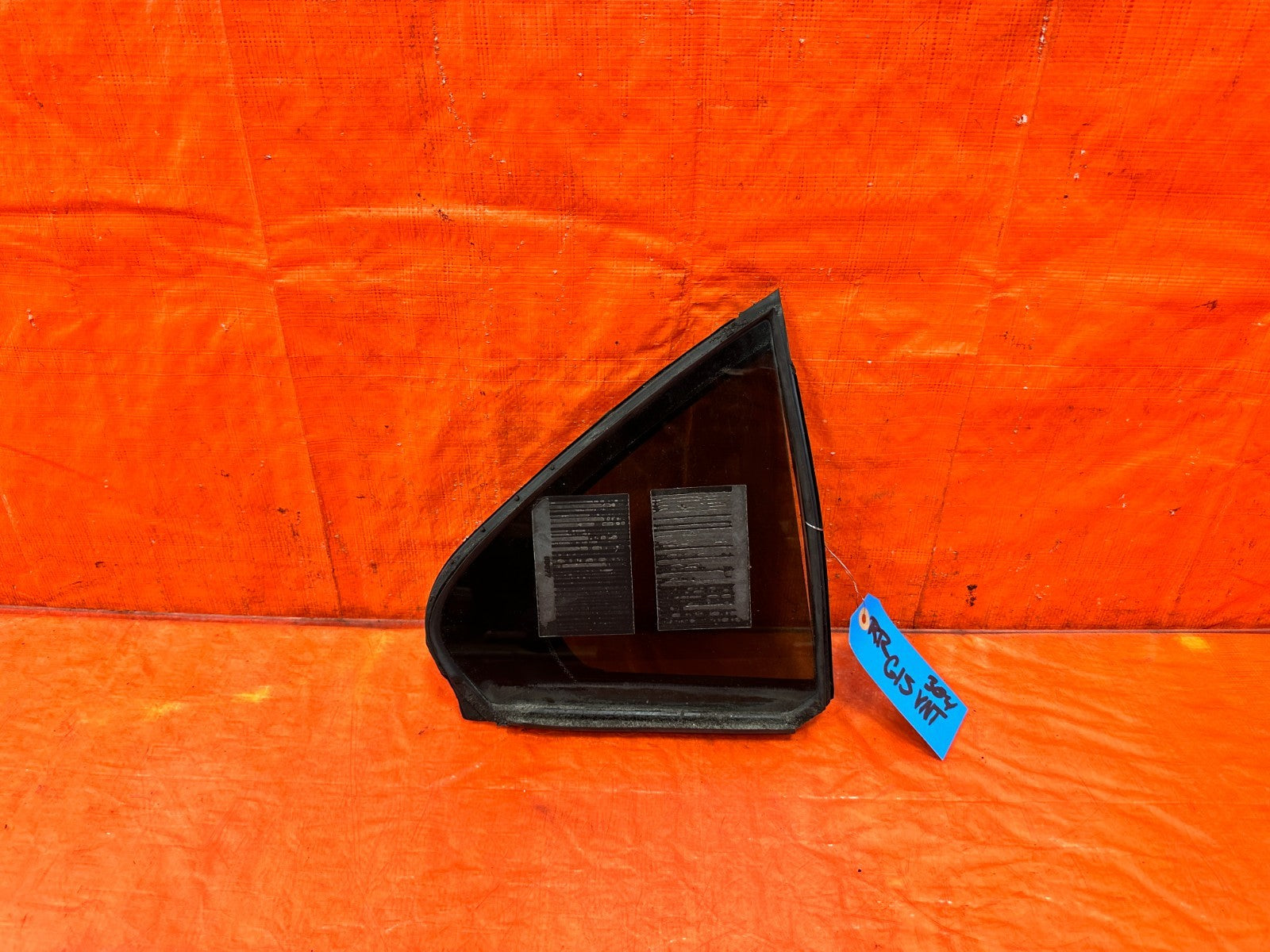 04 08 ACURA TSX   PASSENGER RIGHT REAR   DOOR VENT GLASS   OEM FACTORY #3040
