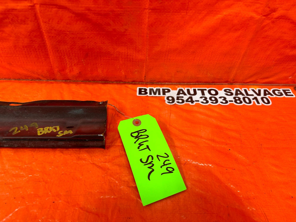 96 00 TOYOTA TACOMA   UPPER RADIATOR SUPPORT MOUNTING BRACKET BRACE OEM #2494
